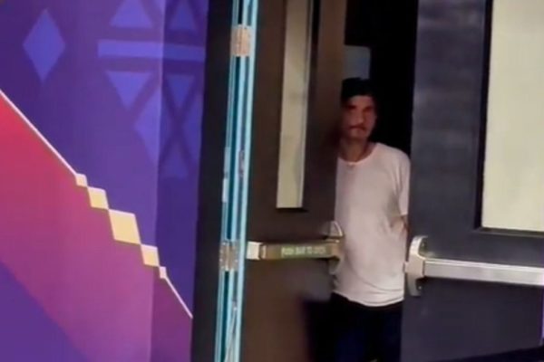 Fenerbahçe Taraftarının Yenilgiyi Kabul Etmeyişi: Kapı Aralığından Maçı İzleme Çabası